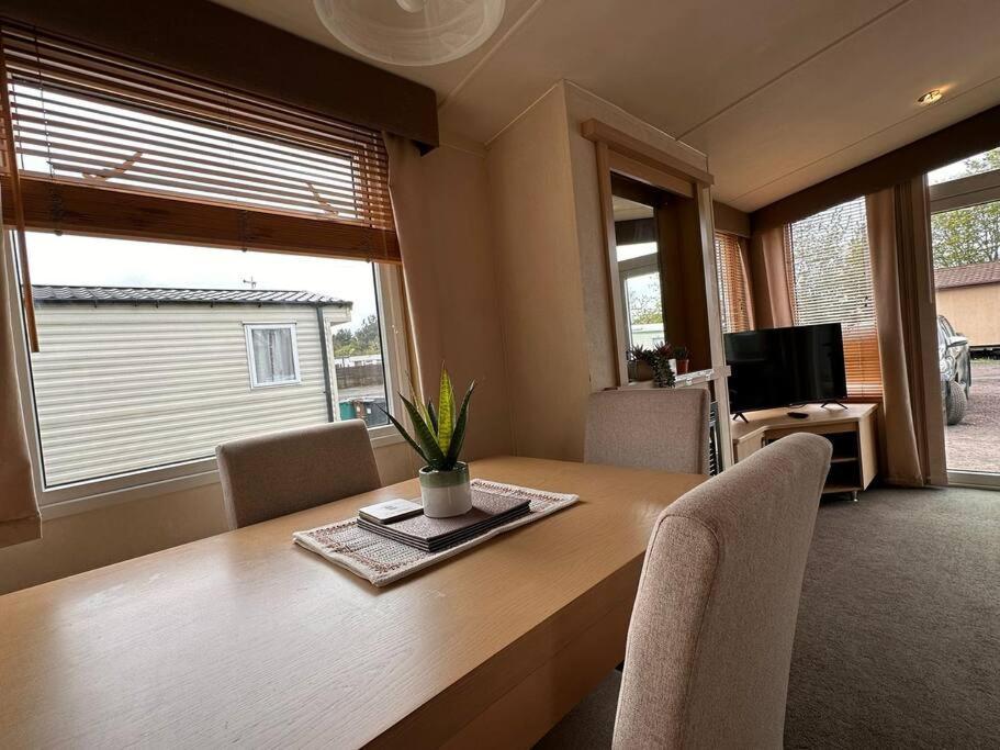 Swift Moselle 2 Bedroom Parkhome - Uddingston, Glasgow Ngoại thất bức ảnh