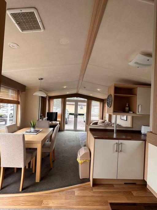 Swift Moselle 2 Bedroom Parkhome - Uddingston, Glasgow Ngoại thất bức ảnh